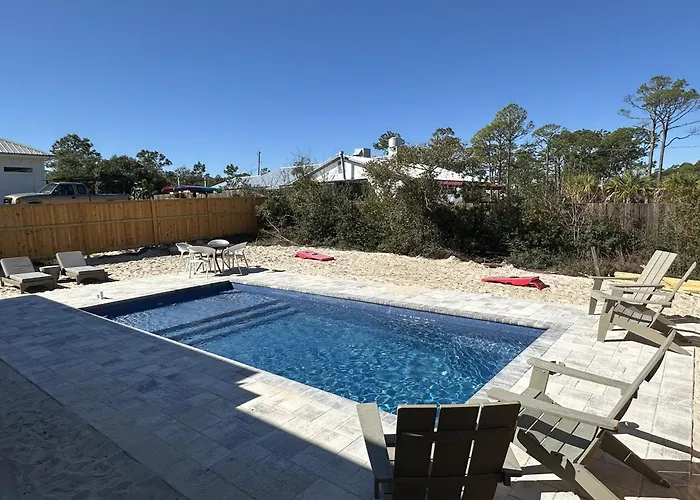 Beach Retreat With Open Layout Ac Private Pool Fire Pit & Grill